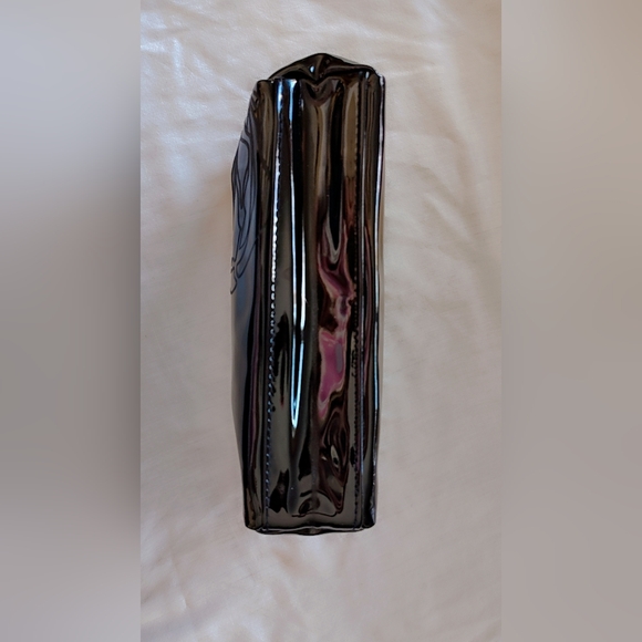 🖤✨ Lancôme Shiny Cosmetic Bag – NWOT ✨🖤 - Picture 9 of 11